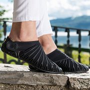 Dámské zavinovací boty VIBRAM FUROSHIKI W black EU 38